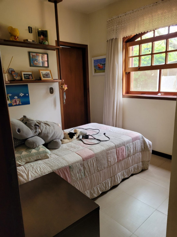 Casa à venda com 4 quartos, 430m² - Foto 16