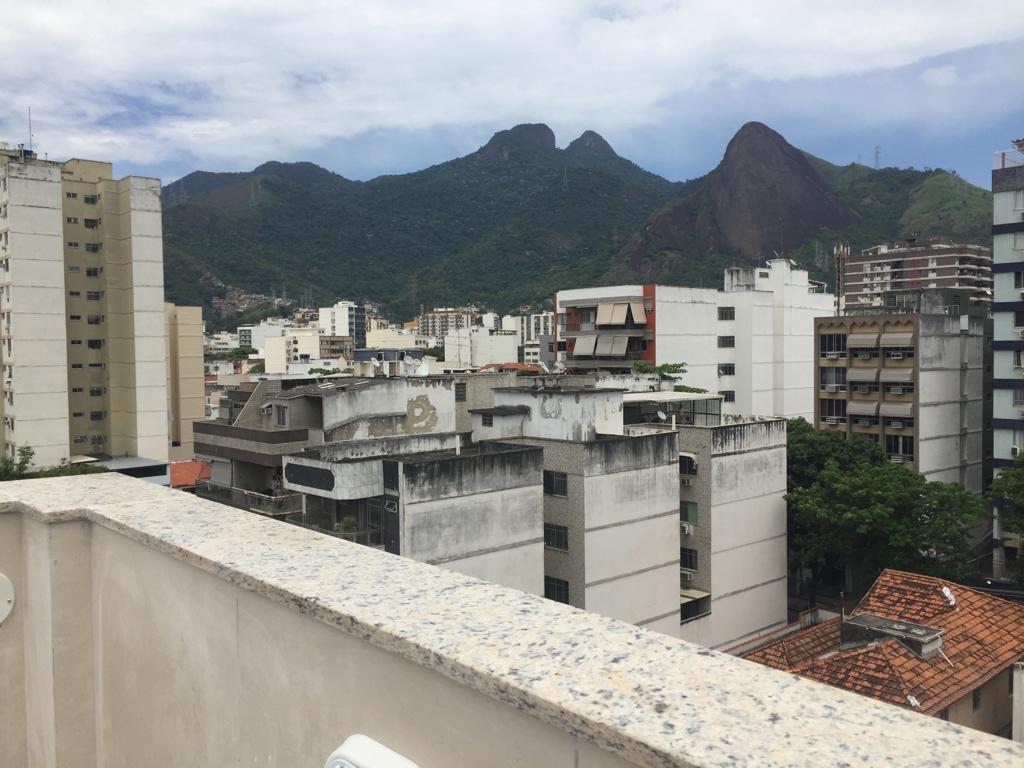 Cobertura à venda com 3 quartos, 130m² - Foto 1