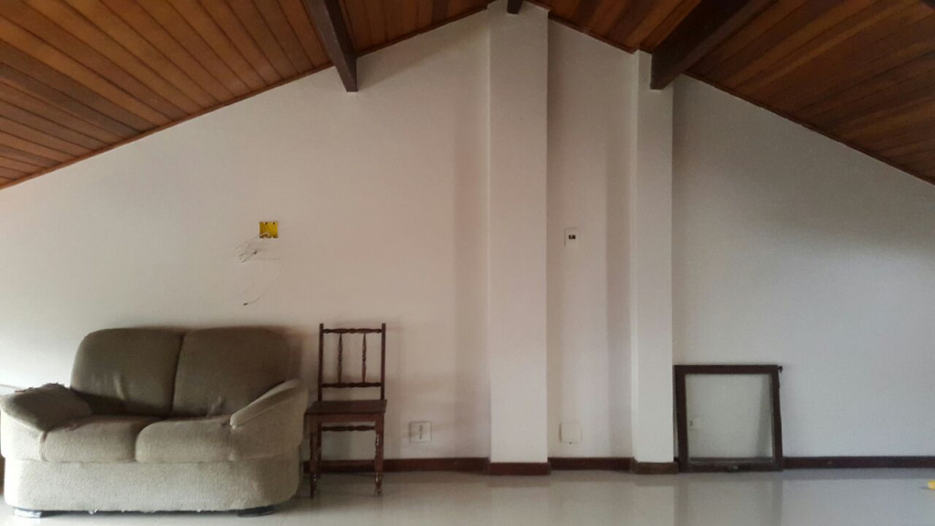 Casa à venda com 3 quartos, 230m² - Foto 6