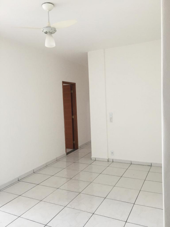 Apartamento à venda com 3 quartos, 100m² - Foto 11