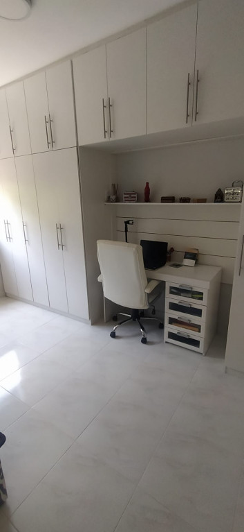 Apartamento à venda com 2 quartos, 60m² - Foto 4