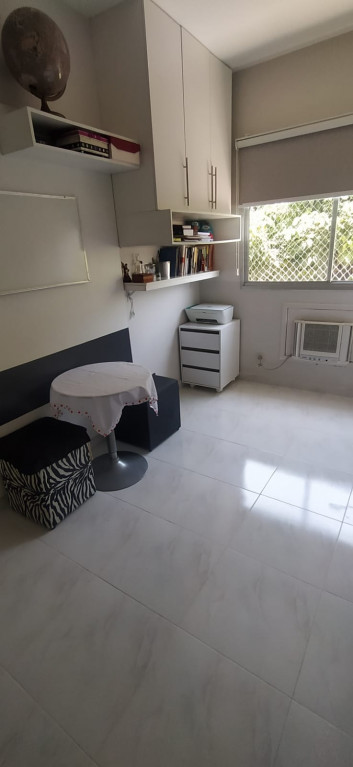 Apartamento à venda com 2 quartos, 60m² - Foto 9