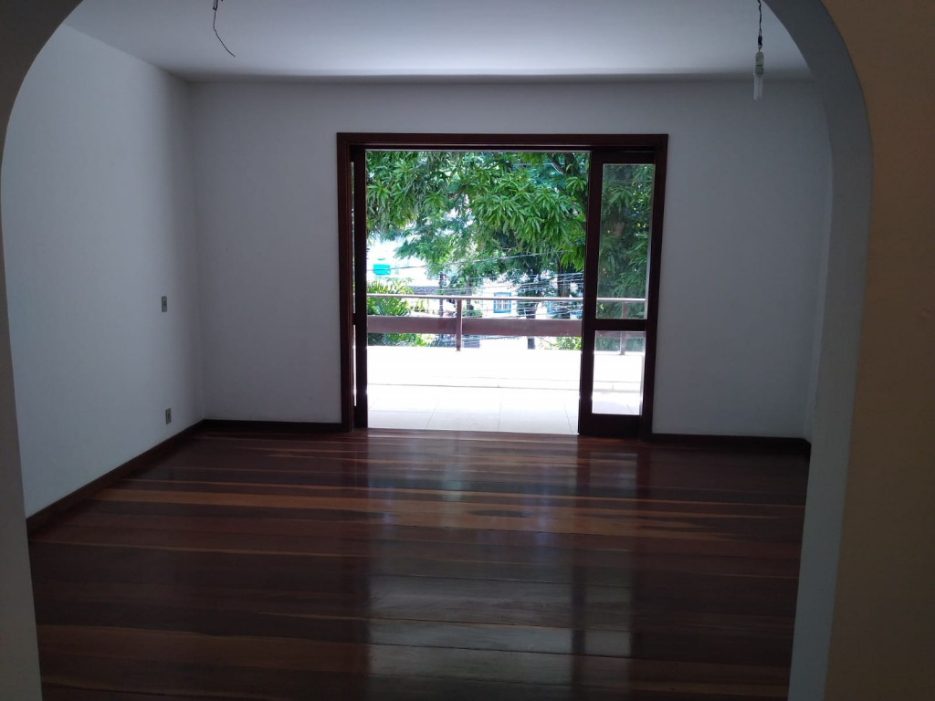 Apartamento à venda com 3 quartos, 132m² - Foto 3