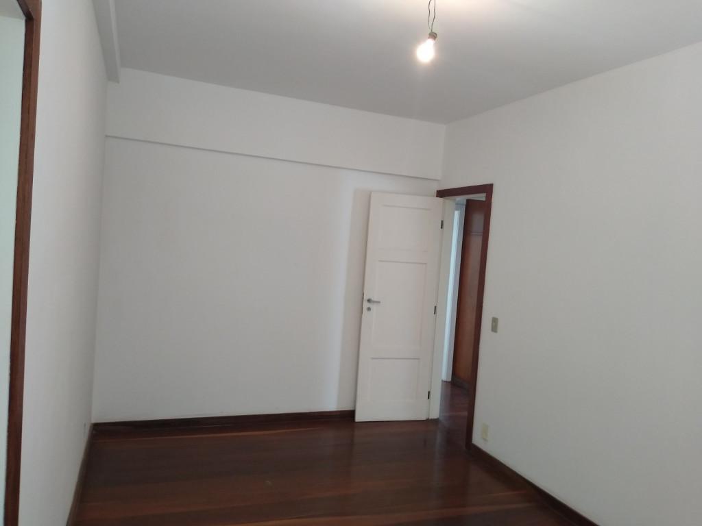 Apartamento à venda com 3 quartos, 132m² - Foto 12