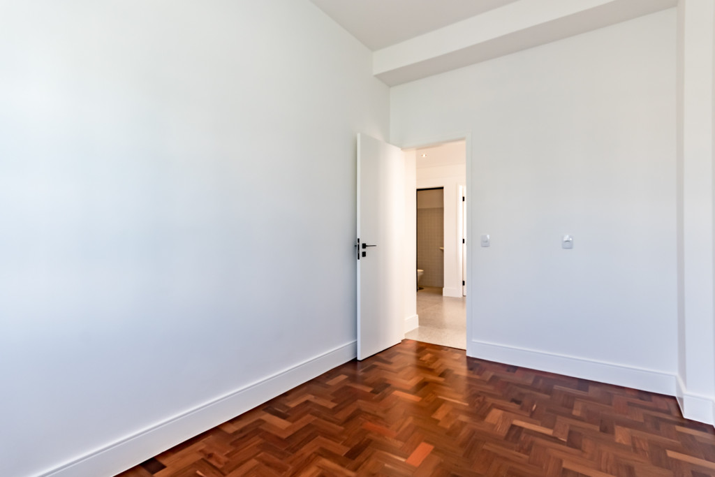 Apartamento à venda com 3 quartos, 212m² - Foto 16