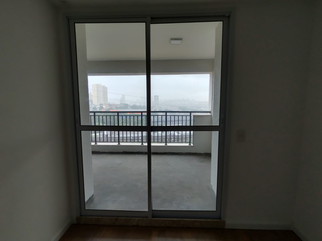 Apartamento à venda com 2 quartos, 67m² - Foto 3