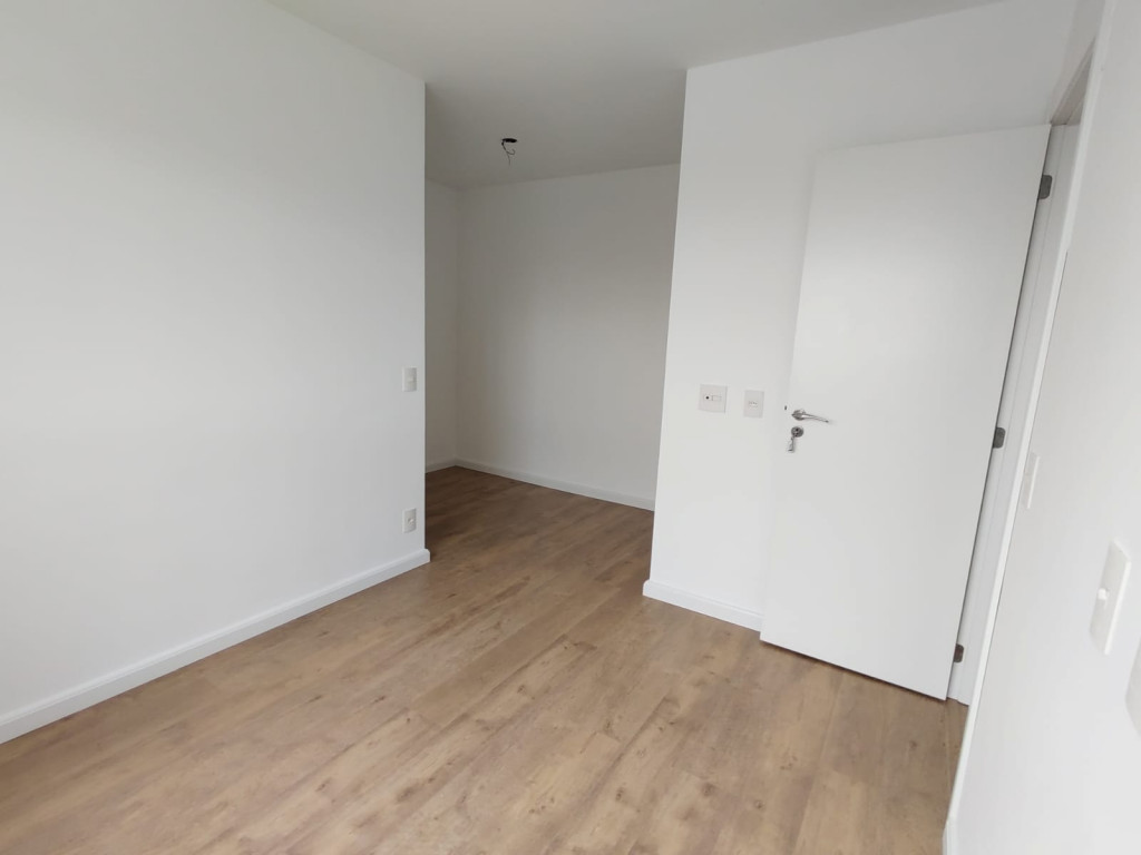 Apartamento à venda com 2 quartos, 67m² - Foto 10