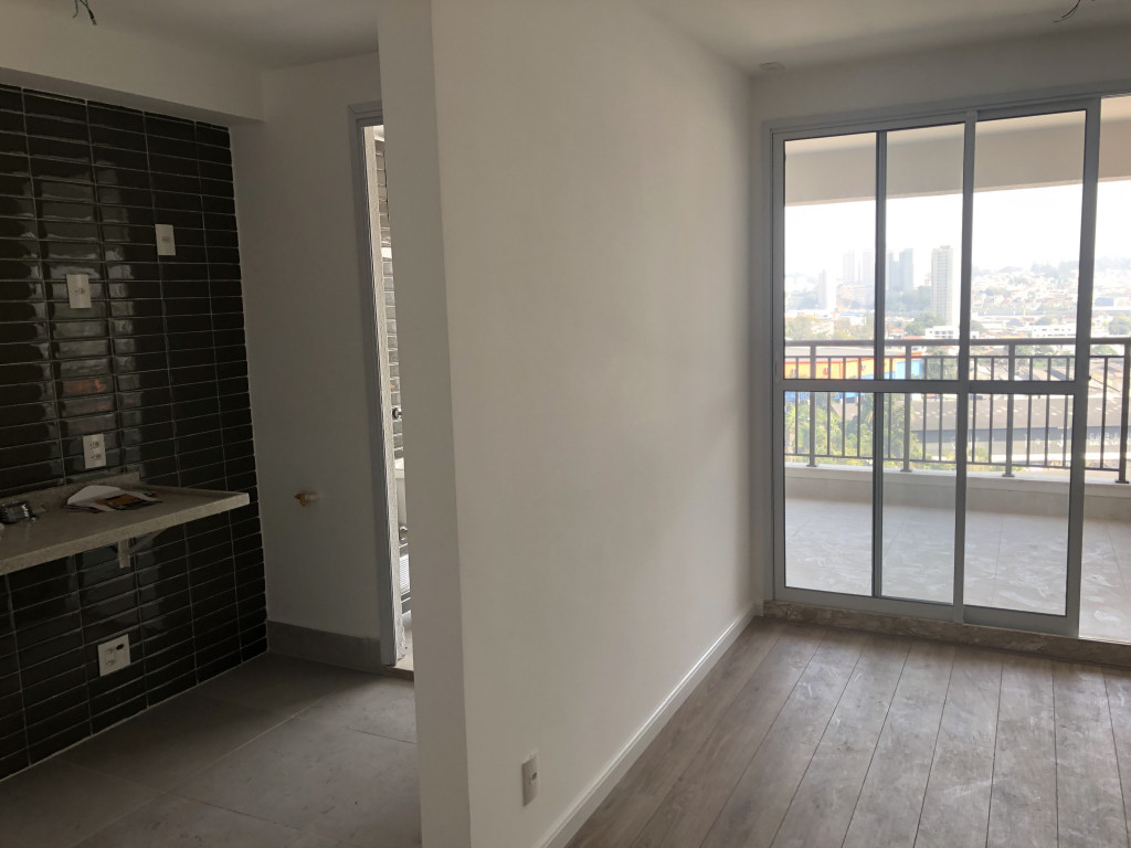 Apartamento à venda com 2 quartos, 67m² - Foto 2