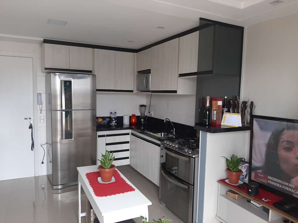 Apartamento à venda com 1 quarto, 38m² - Foto 2