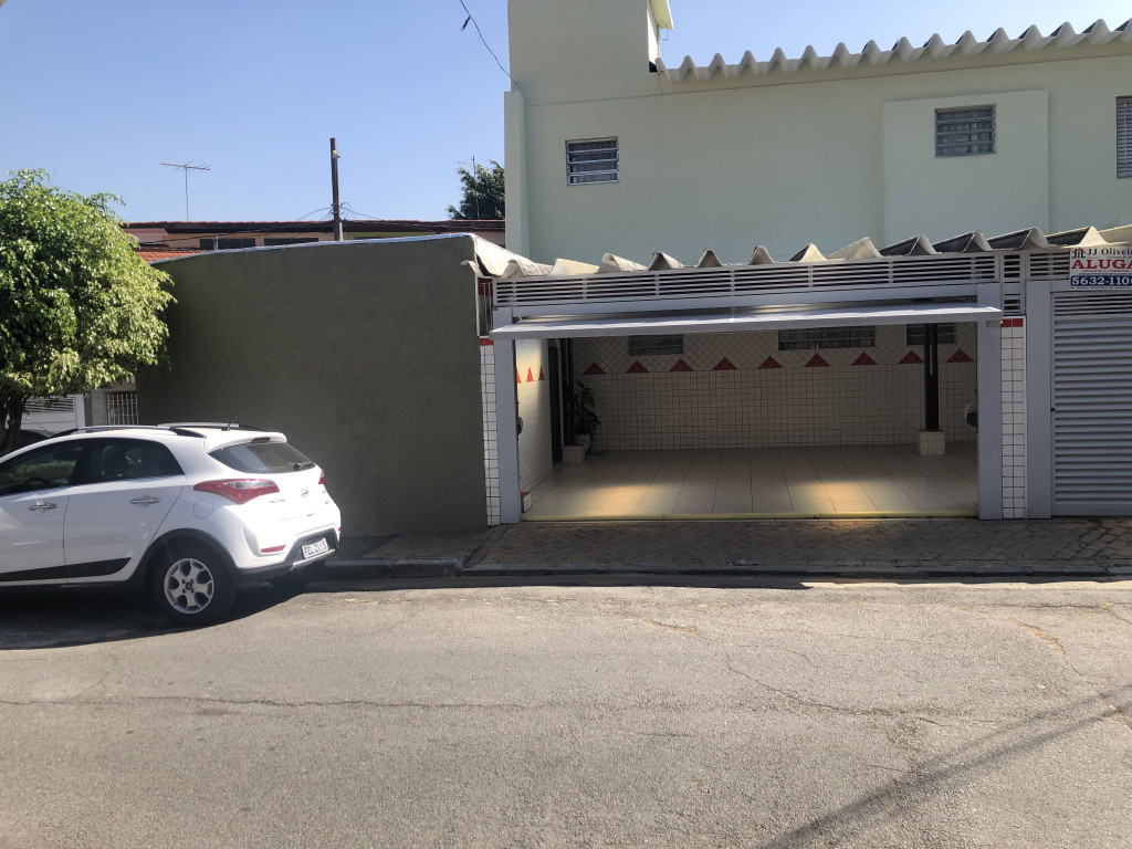 Casa para alugar com 3 quartos, 220m² - Foto 14