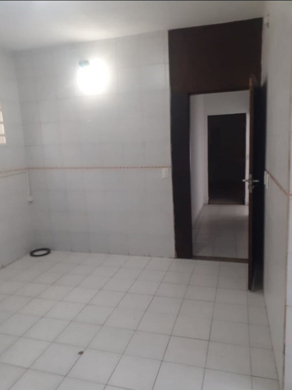 Casa para alugar com 3 quartos, 145m² - Foto 11