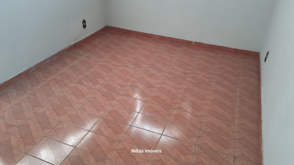 Casa à venda com 2 quartos, 110m² - Foto 9