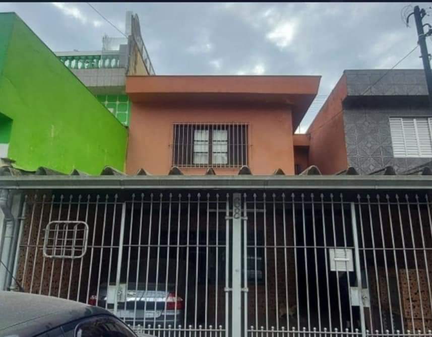 Casa à venda com 3 quartos, 191m² - Foto 1