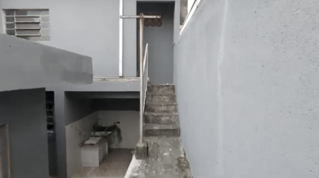 Casa à venda com 3 quartos, 140m² - Foto 2