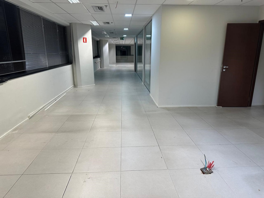 Sala-Conjunto, 404 m² - Foto 1