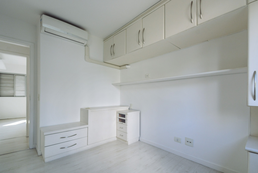 Apartamento à venda com 3 quartos, 118m² - Foto 17