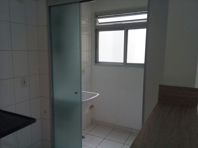 Apartamento à venda com 3 quartos, 57m² - Foto 3