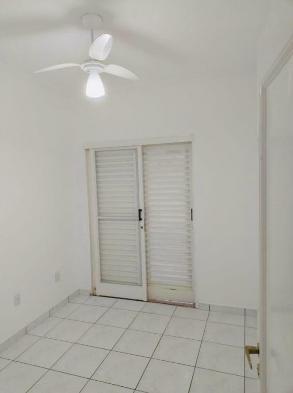 Casa de Condomínio para alugar com 3 quartos, 122m² - Foto 15