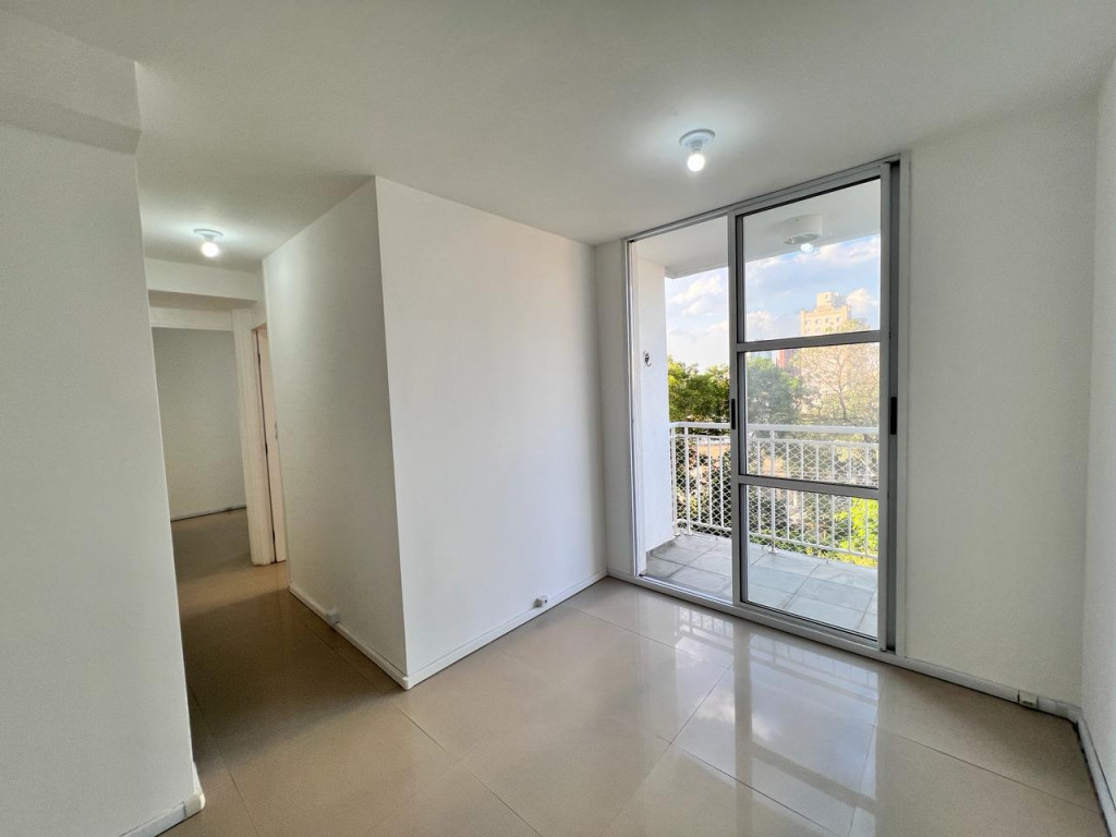 Apartamento para alugar com 2 quartos, 47m² - Foto 9