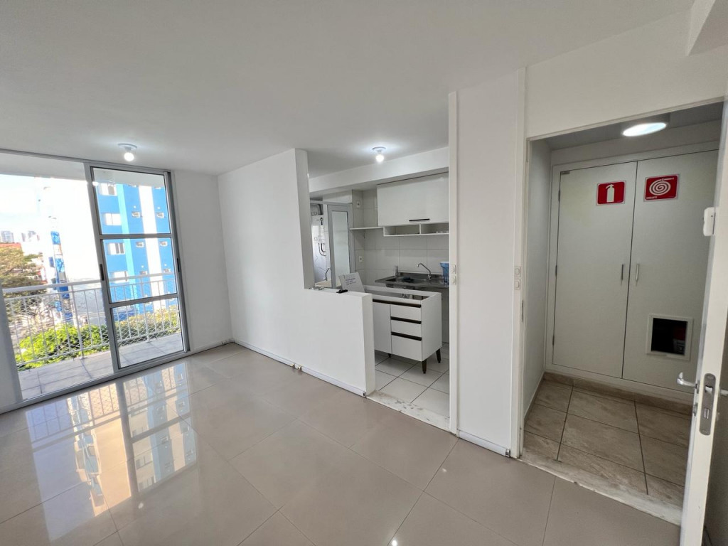 Apartamento para alugar com 2 quartos, 47m² - Foto 17