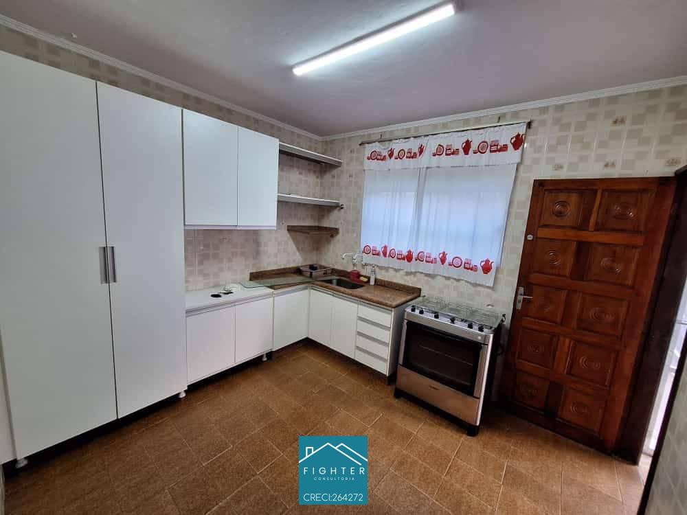 Casa à venda e aluguel com 3 quartos, 110m² - Foto 11