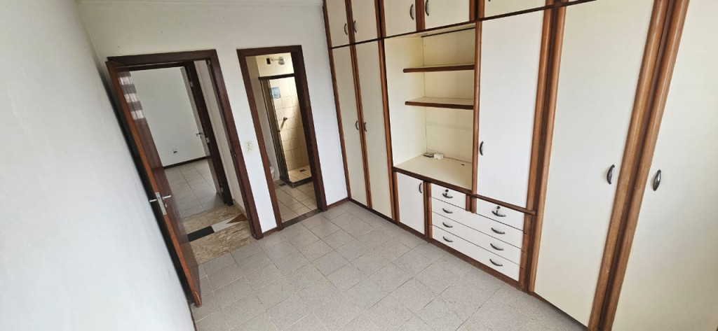 Apartamento à venda com 3 quartos, 90m² - Foto 4