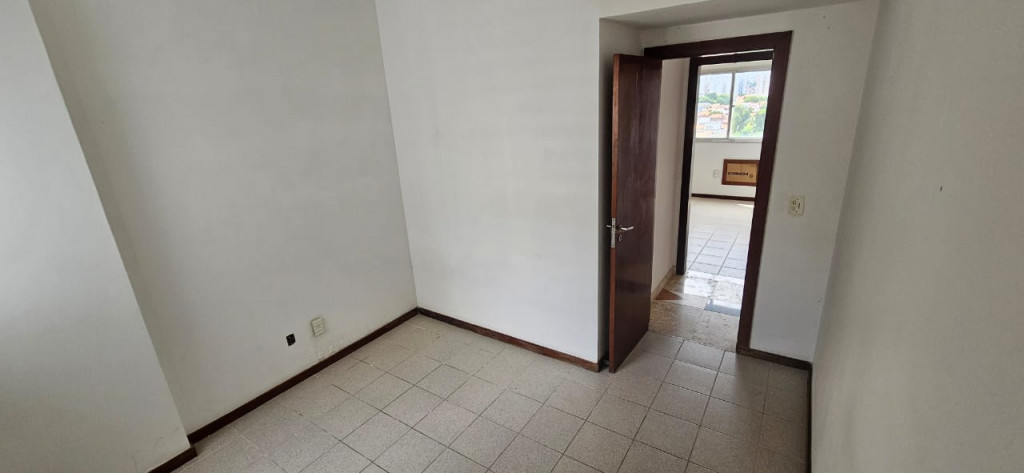 Apartamento à venda com 3 quartos, 90m² - Foto 12