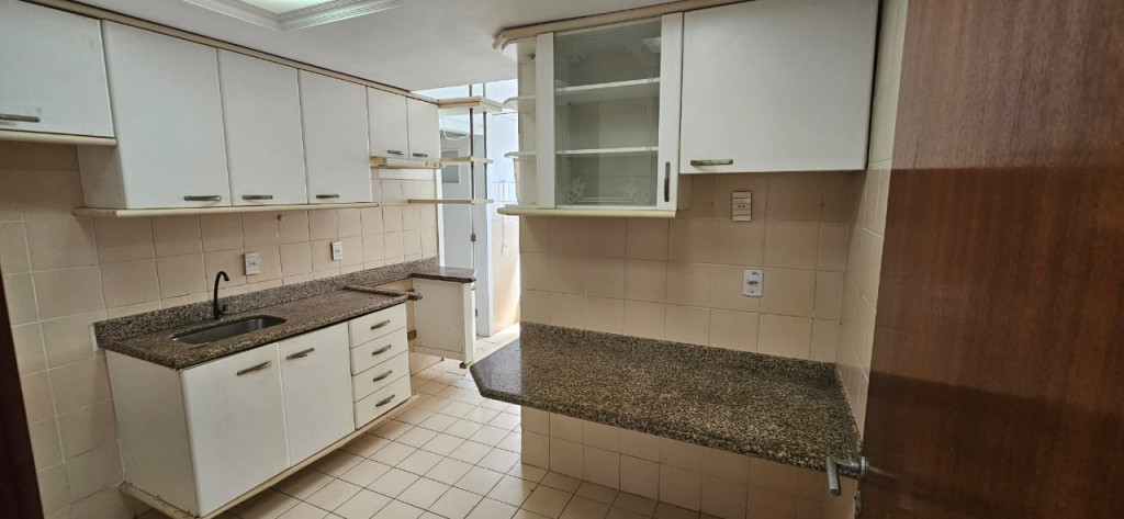 Apartamento à venda com 3 quartos, 90m² - Foto 18