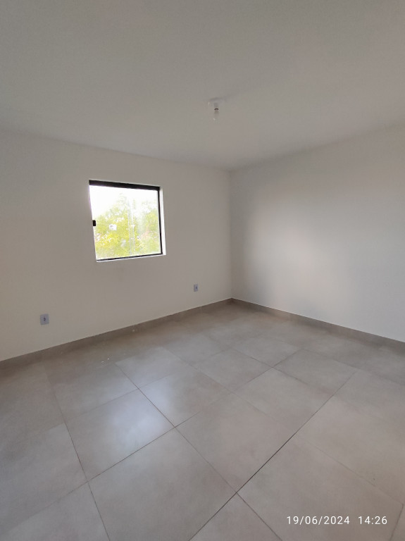 Casa à venda com 3 quartos, 109m² - Foto 13