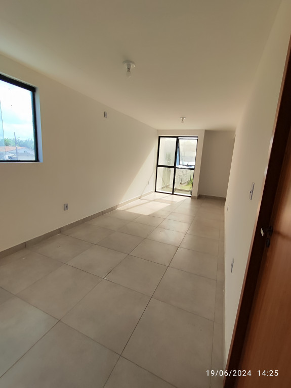 Casa à venda com 3 quartos, 109m² - Foto 17