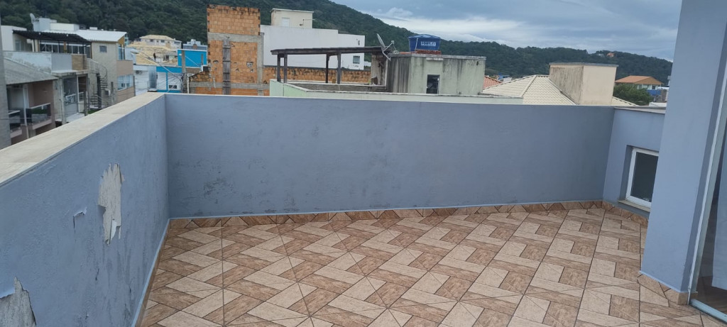 Casa de Condomínio à venda e aluguel com 3 quartos, 210m² - Foto 1