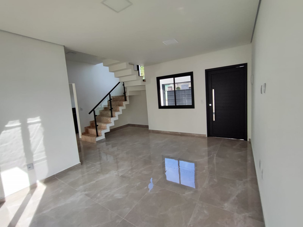 Casa à venda com 3 quartos, 108m² - Foto 5