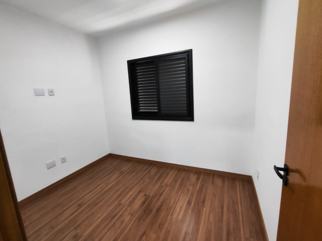 Casa à venda com 3 quartos, 107m² - Foto 5