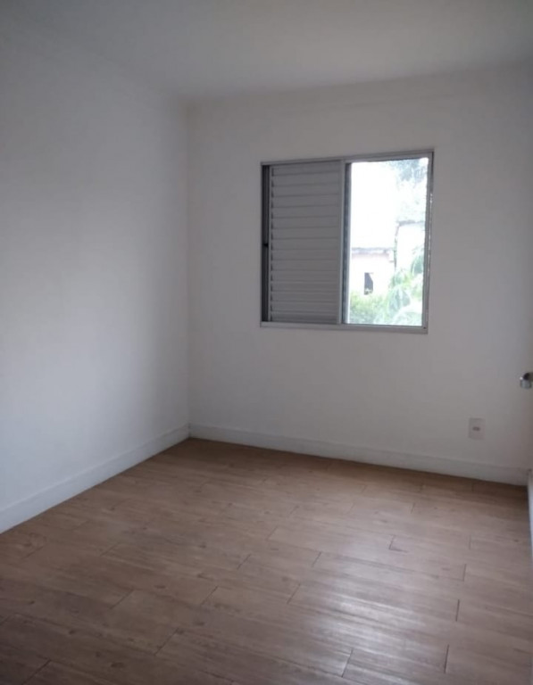 Apartamento à venda com 2 quartos, 47m² - Foto 2