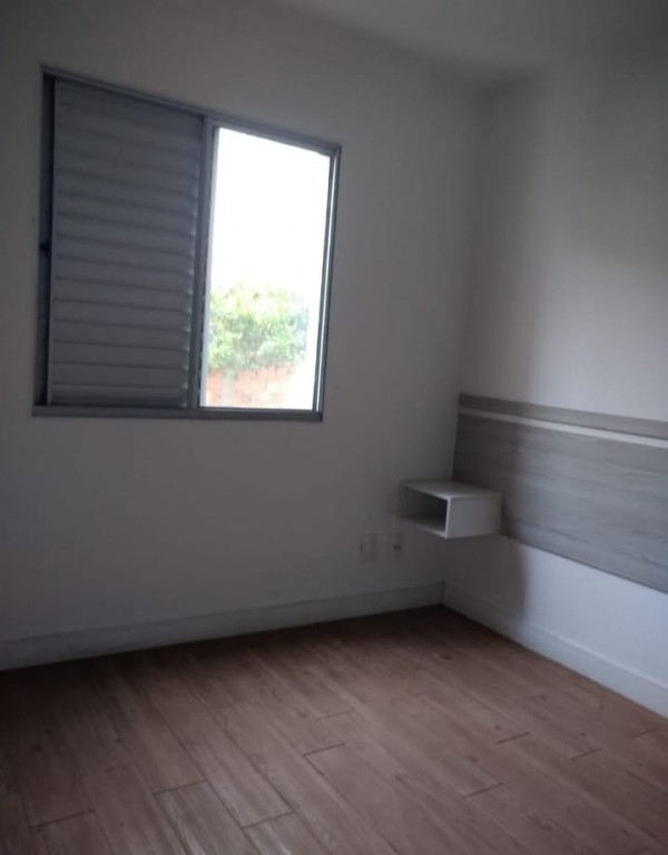 Apartamento à venda com 2 quartos, 47m² - Foto 3