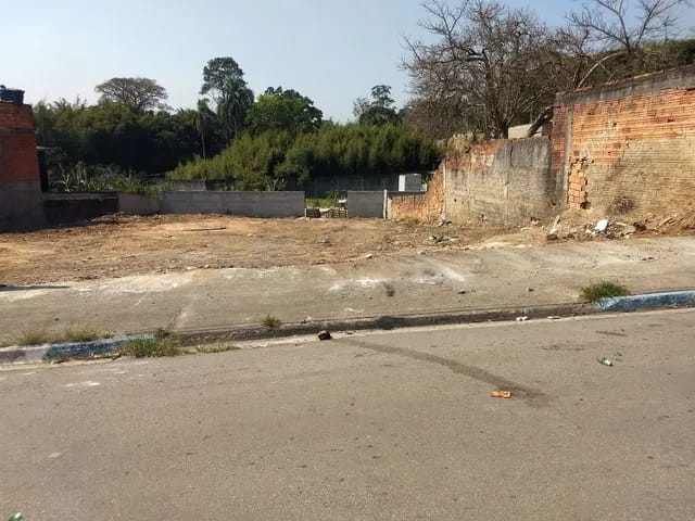 Terreno à venda, 350m² - Foto 1