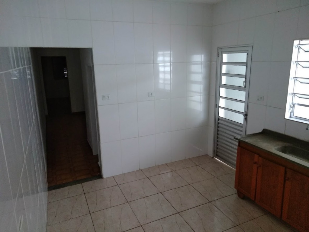 Casa à venda com 2 quartos, 96m² - Foto 4