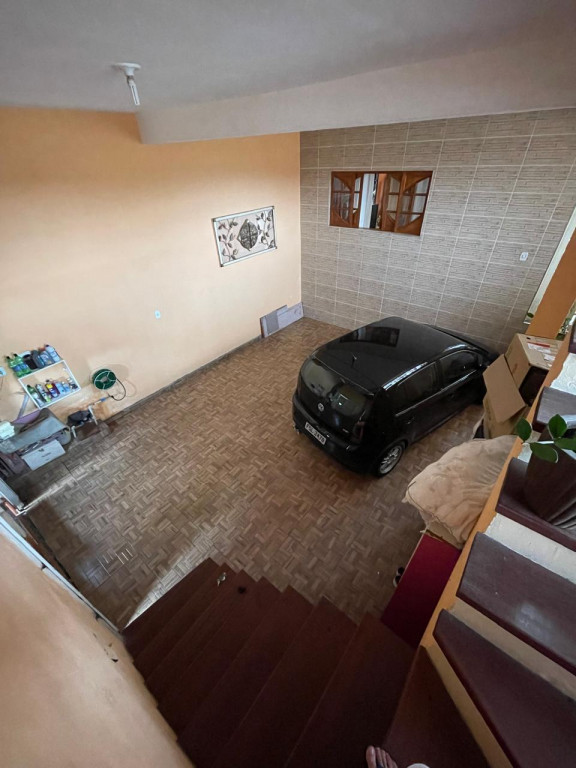 Casa à venda com 3 quartos, 127m² - Foto 1