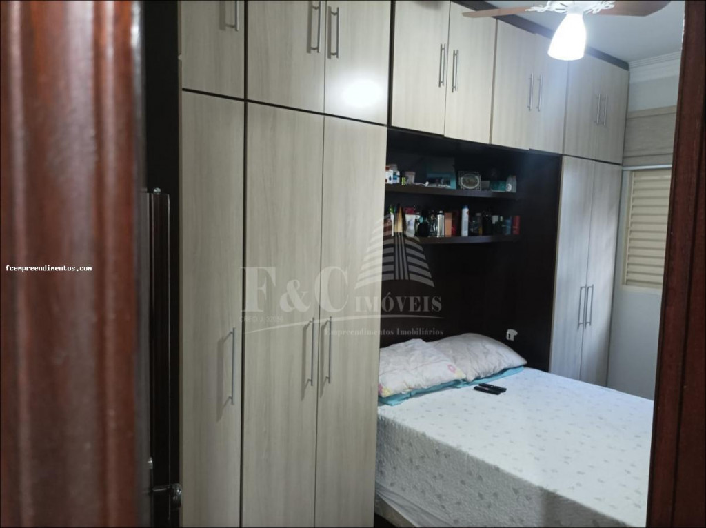 Casa à venda com 2 quartos, 100m² - Foto 10