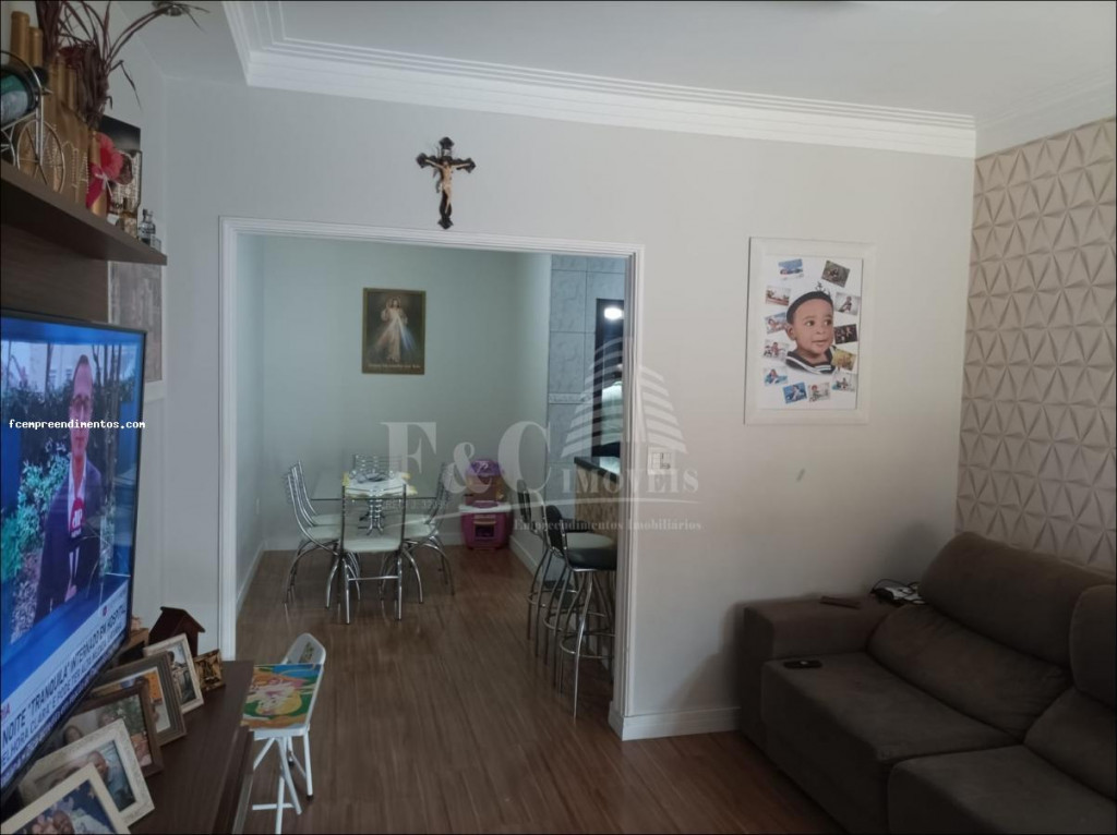 Casa à venda com 2 quartos, 100m² - Foto 12