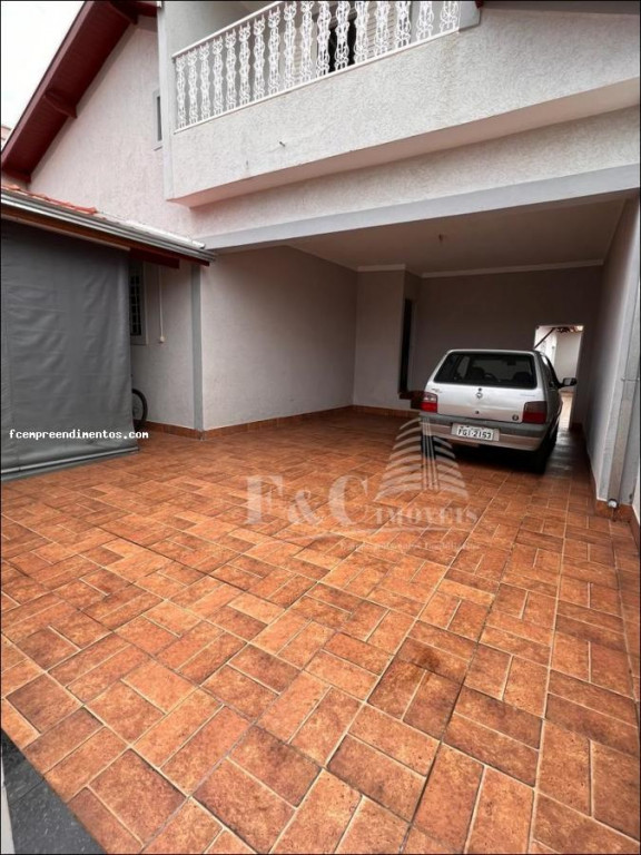 Casa à venda com 3 quartos, 200m² - Foto 3