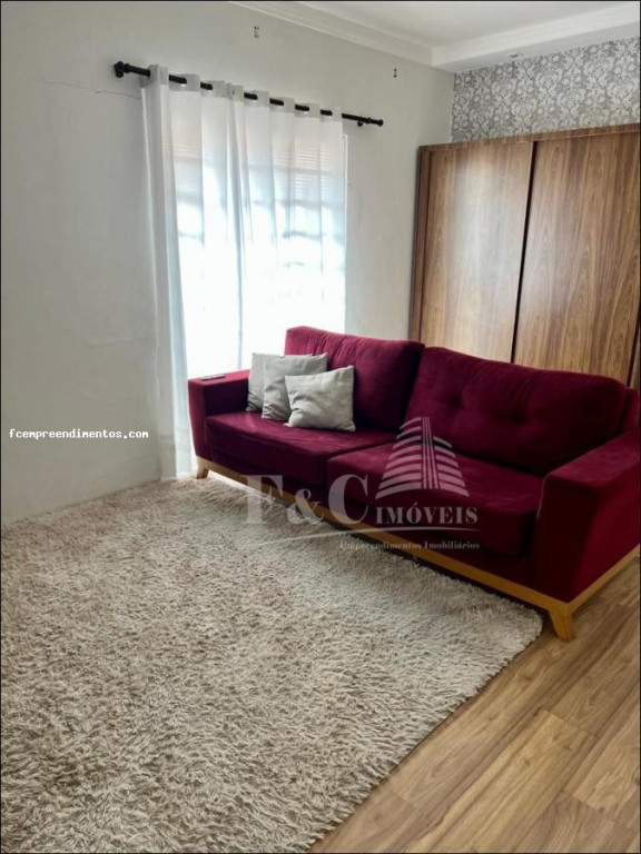 Casa à venda com 3 quartos, 200m² - Foto 5