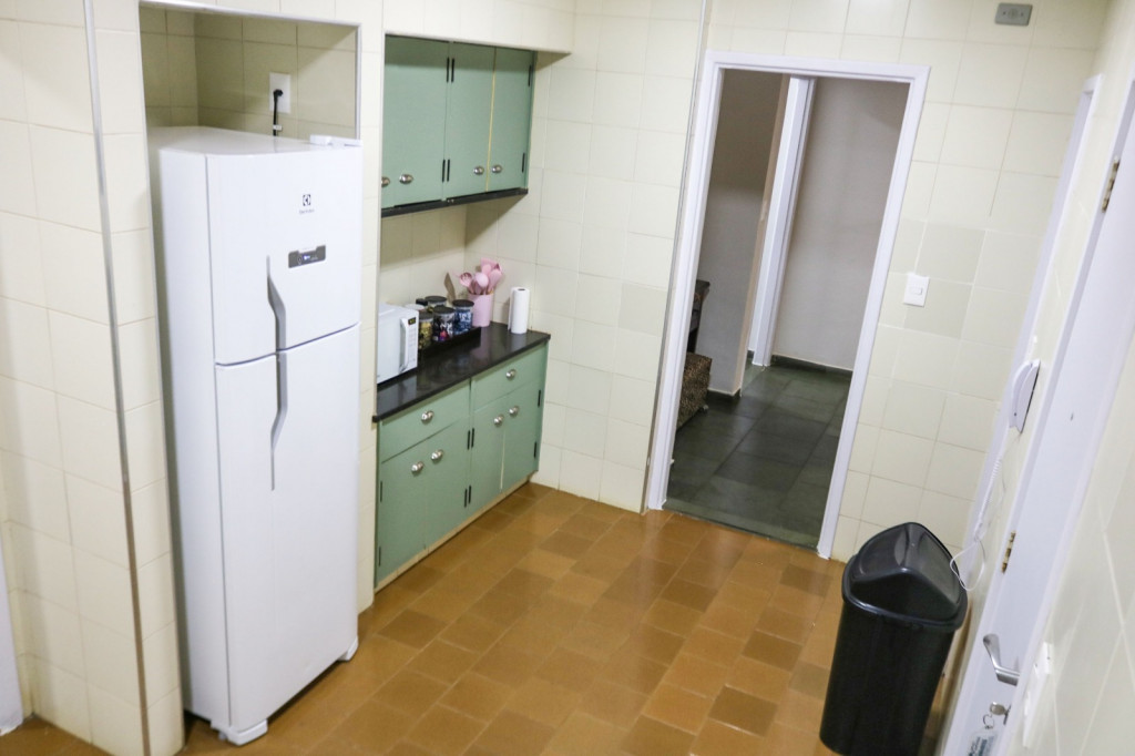 Apartamento à venda com 3 quartos, 106m² - Foto 6