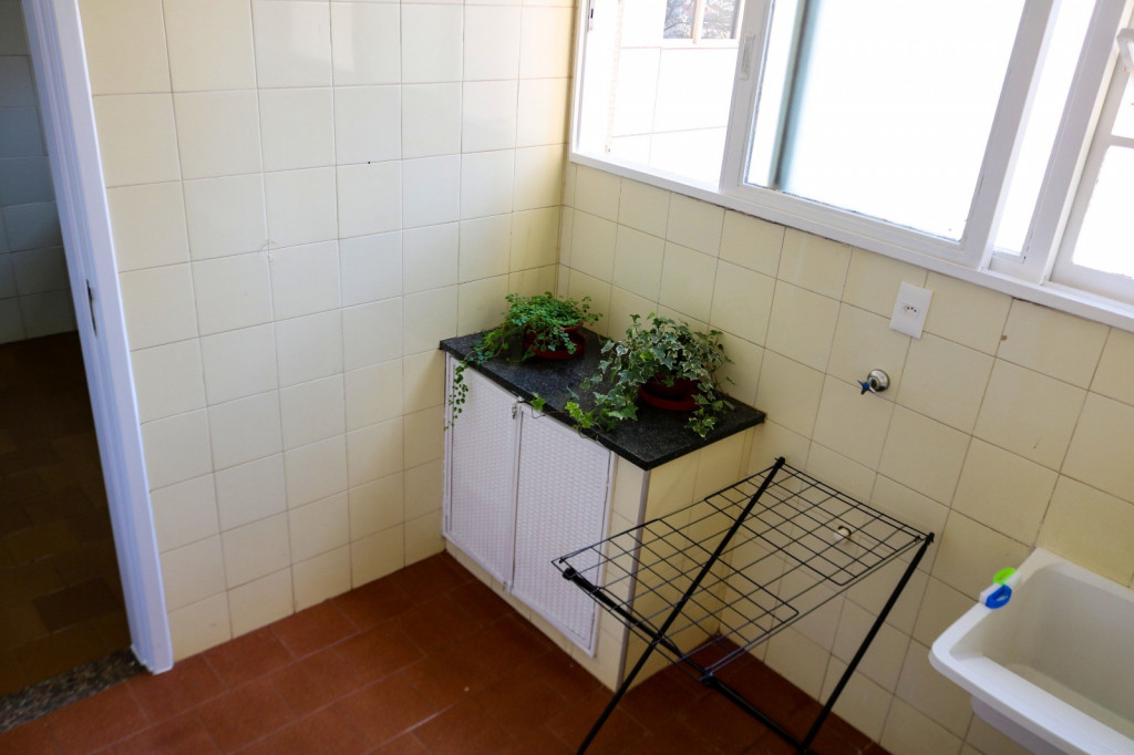 Apartamento à venda com 3 quartos, 106m² - Foto 7