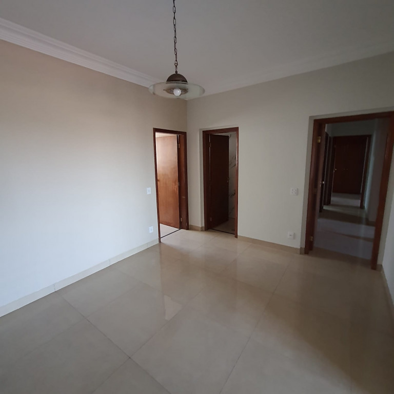 Apartamento à venda com 3 quartos, 156m² - Foto 4