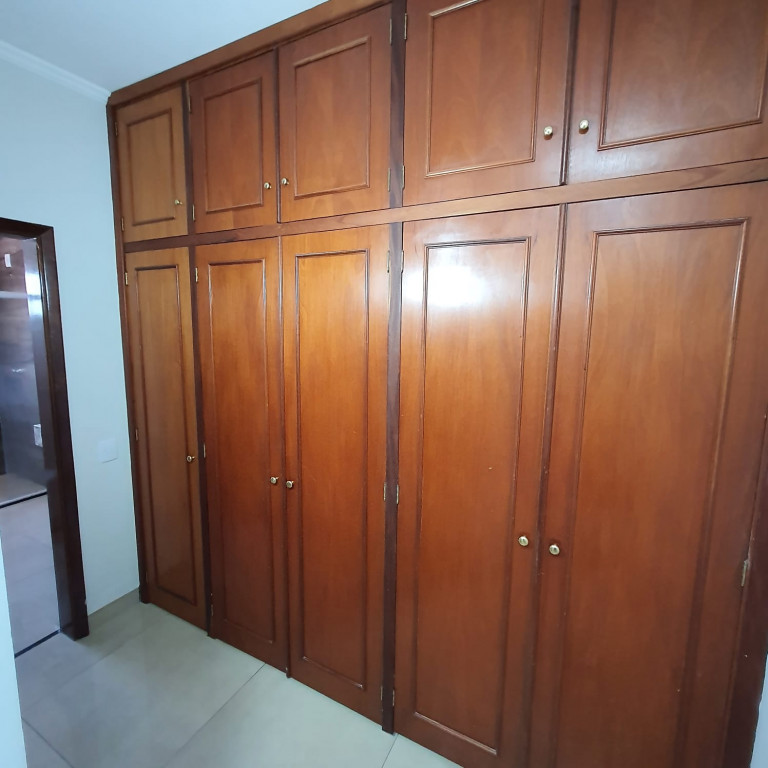 Apartamento à venda com 3 quartos, 156m² - Foto 7