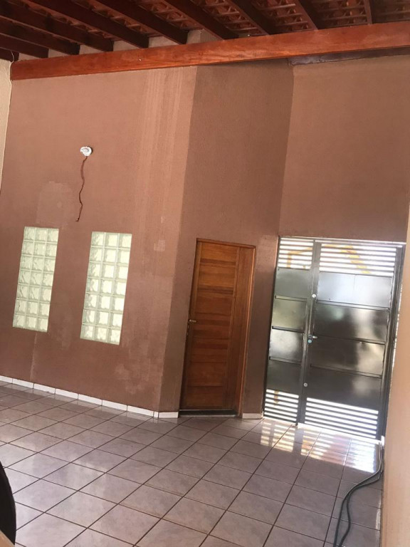 Casa à venda com 3 quartos, 130m² - Foto 2