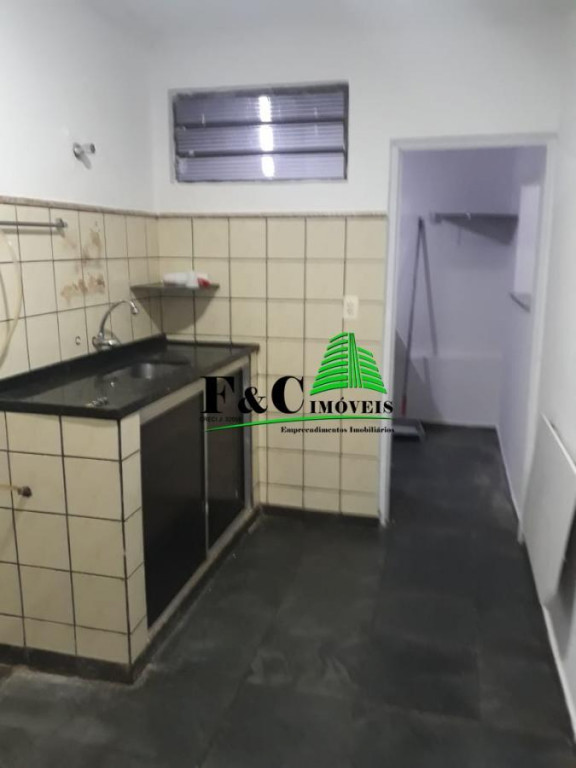 Casa à venda com 3 quartos, 98m² - Foto 12