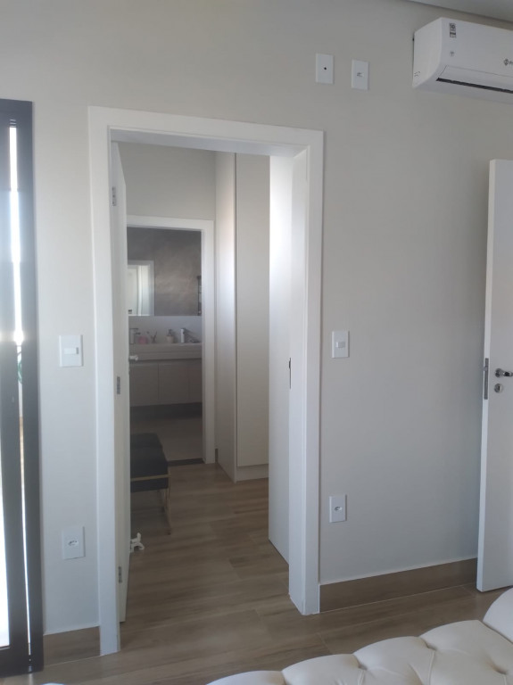 Apartamento à venda com 4 quartos, 243m² - Foto 8