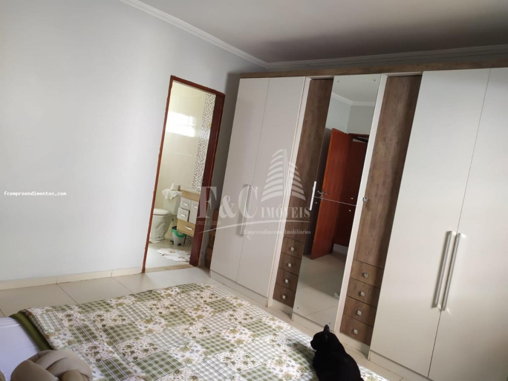 Casa à venda com 3 quartos, 117m² - Foto 3